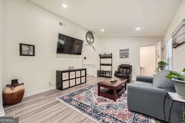 206 EAGLES NEST Drive, Canton, GA 30115