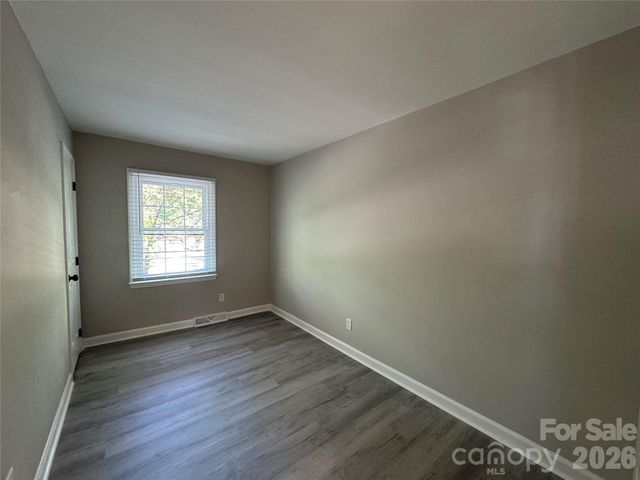 4339 Bathurst Drive, Charlotte, NC 28227