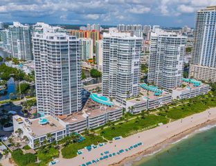 16425 Collins Ave OS18A, Sunny Isles Beach, FL 33160