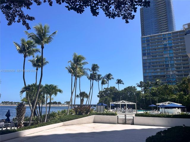 2333 Brickell Avenue 1402, Miami, FL 33129