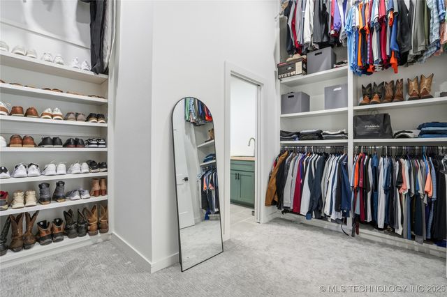 2714 Falls Bend Drive, Sapulpa, OK 74066