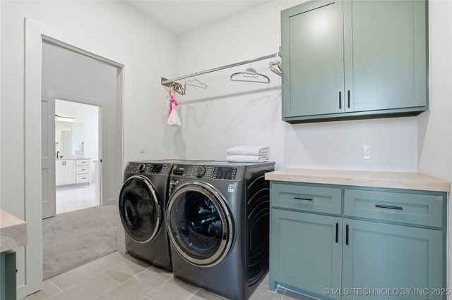 2714 Falls Bend Drive, Sapulpa, OK 74066