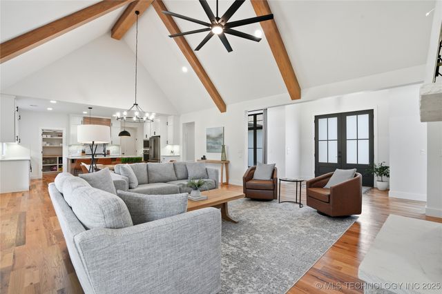 2714 Falls Bend Drive, Sapulpa, OK 74066