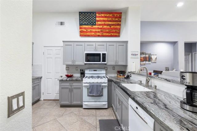 27707 Blue Mesa, Corona, CA 92883