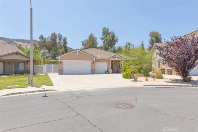 27707 Blue Mesa, Corona, CA 92883