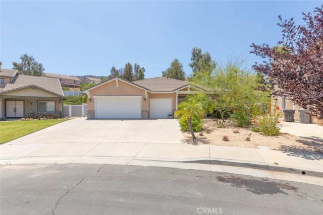 27707 Blue Mesa, Corona, CA 92883