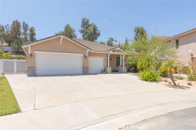 27707 Blue Mesa, Corona, CA 92883