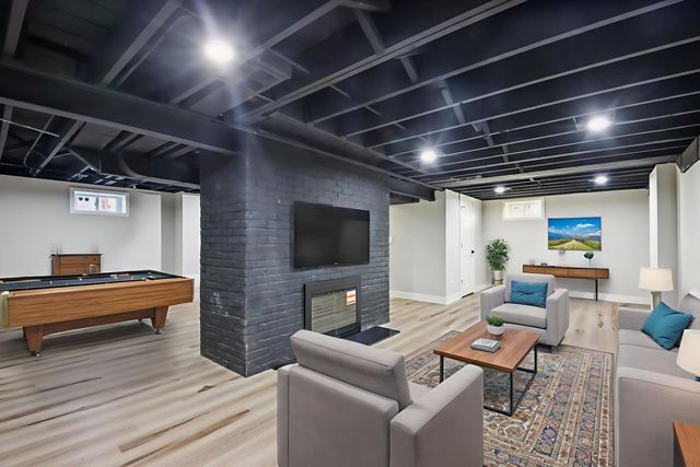 228 4th Street, Downers Grove, IL 60515