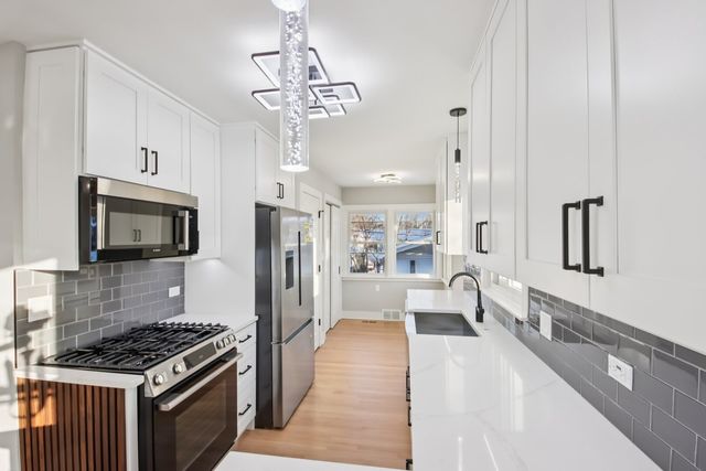 228 4th Street, Downers Grove, IL 60515