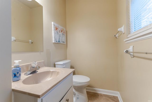 4899 Martin Road, Newburgh, IN 47630