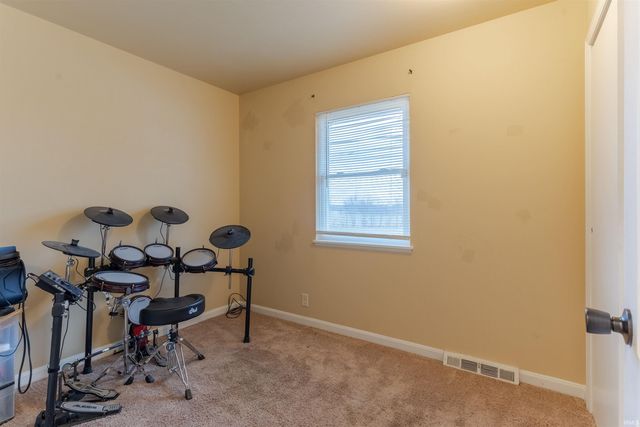 4899 Martin Road, Newburgh, IN 47630