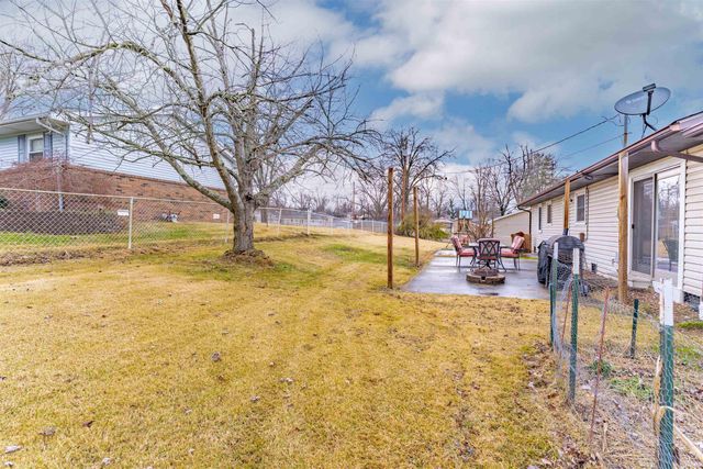 4899 Martin Road, Newburgh, IN 47630