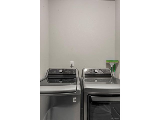 6825 Zebra Grass Ln, Parker, CO 80138