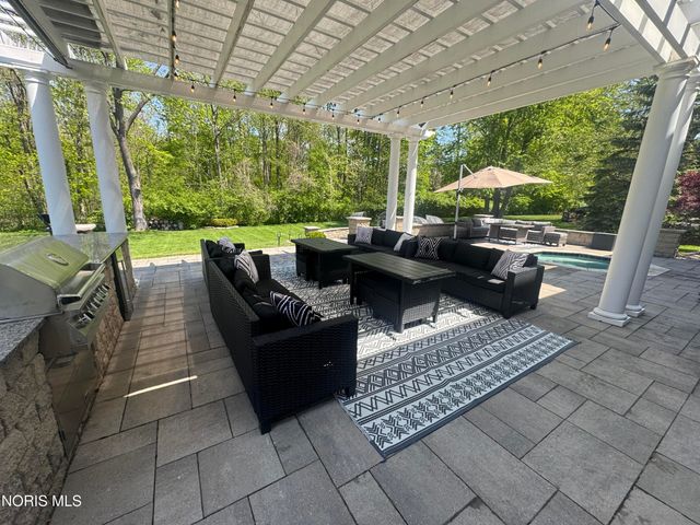 7750 Old Sycamore Lane, Sylvania, OH 43560