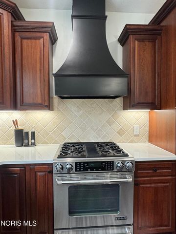 7750 Old Sycamore Lane, Sylvania, OH 43560