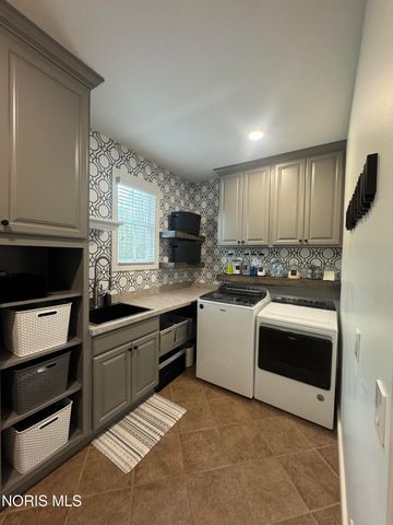 7750 Old Sycamore Lane, Sylvania, OH 43560