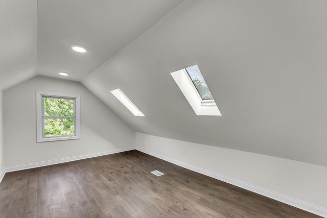 17908 Commercial Avenue, Lansing, IL 60438