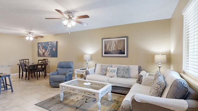 110 Abbie Lane, Panama City Beach, FL 32407