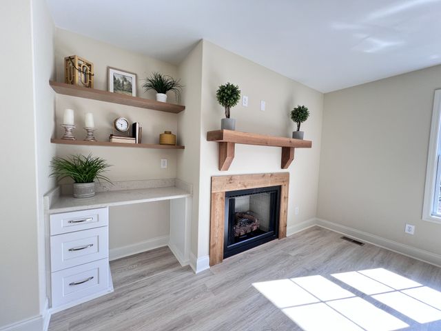 1126 Indian Creek Rd, Cumberland Furnace, TN 37051