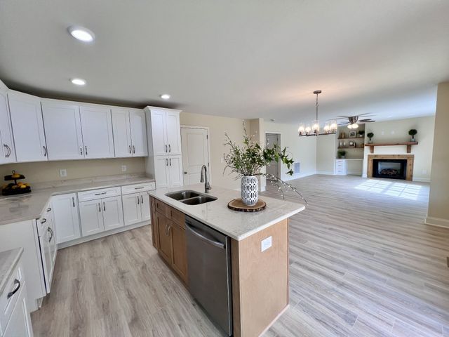 1126 Indian Creek Rd, Cumberland Furnace, TN 37051