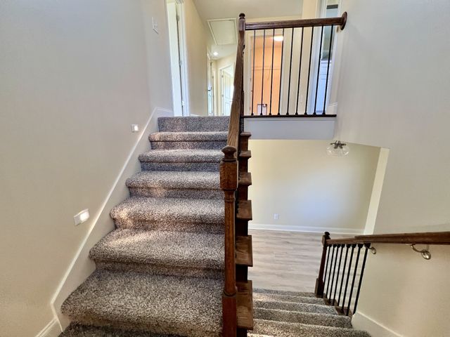 1126 Indian Creek Rd, Cumberland Furnace, TN 37051