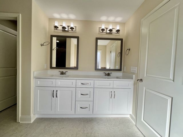 1126 Indian Creek Rd, Cumberland Furnace, TN 37051