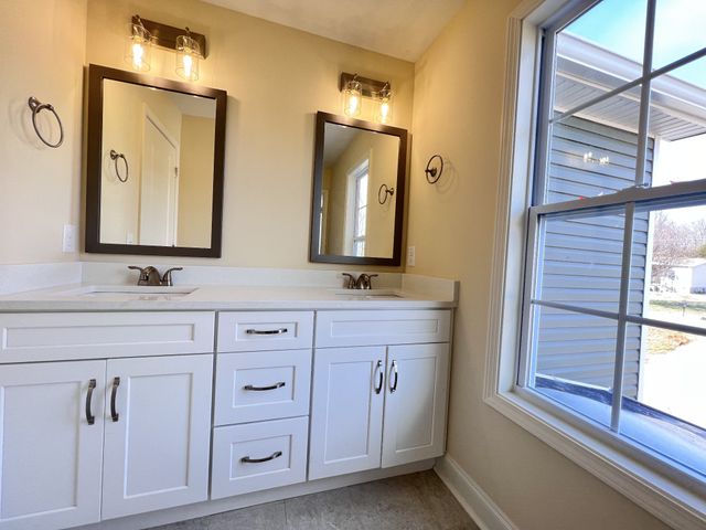 1126 Indian Creek Rd, Cumberland Furnace, TN 37051