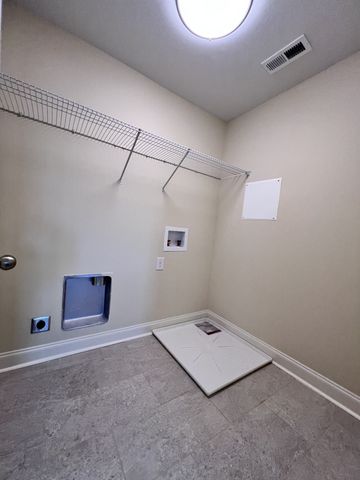 1126 Indian Creek Rd, Cumberland Furnace, TN 37051