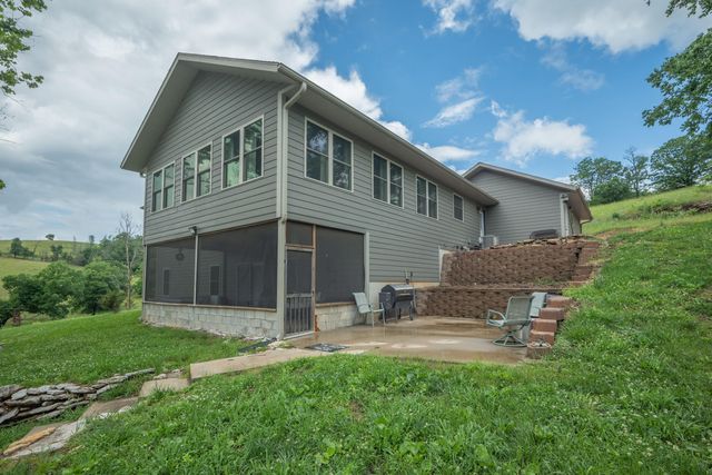 27458 Farm Road 2120, Cape Fair, MO 65624