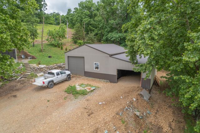 27458 Farm Road 2120, Cape Fair, MO 65624