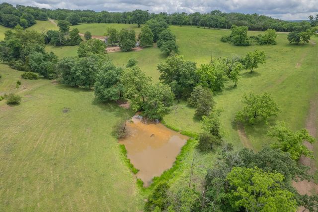 27458 Farm Road 2120, Cape Fair, MO 65624