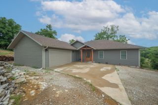 27458 Farm Road 2120, Cape Fair, MO 65624