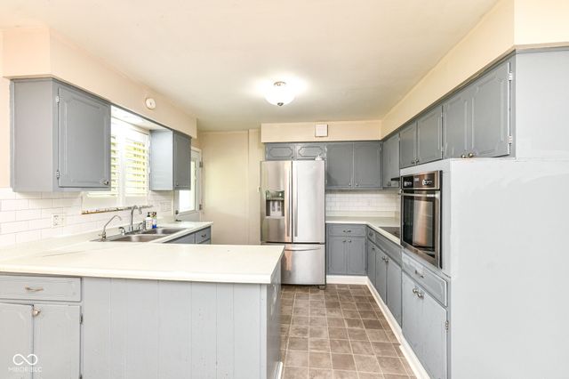 8245 Palmetto Lane, Indianapolis, IN 46217