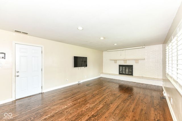 8245 Palmetto Lane, Indianapolis, IN 46217
