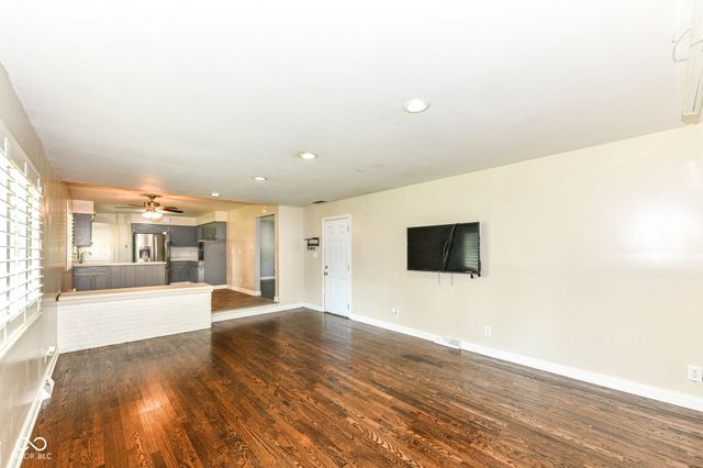 8245 Palmetto Lane, Indianapolis, IN 46217