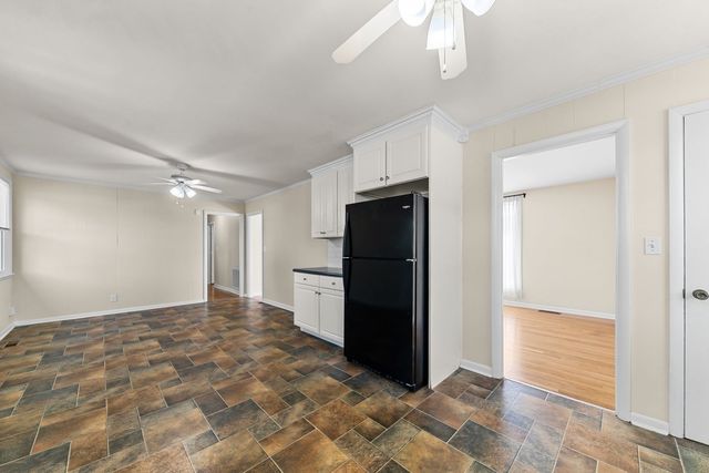 3004 Knud Dr, Columbia, TN 38401