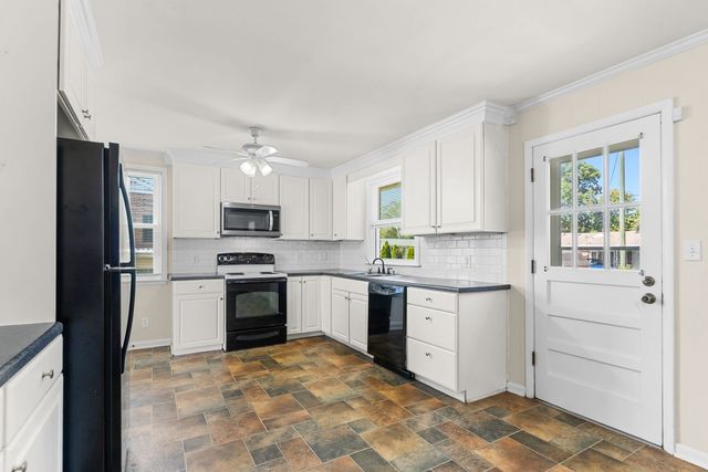3004 Knud Dr, Columbia, TN 38401