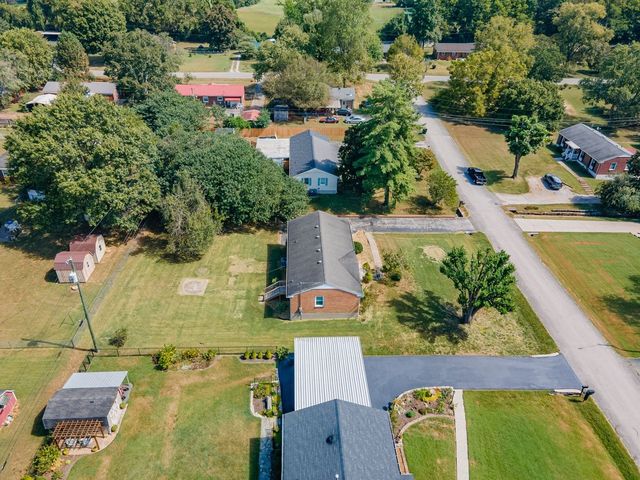 3004 Knud Dr, Columbia, TN 38401