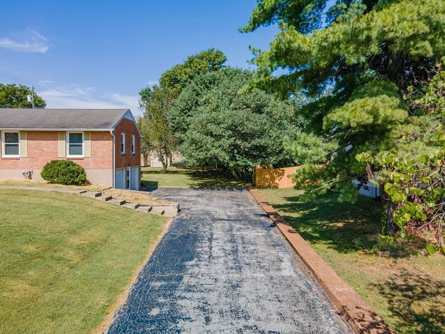 3004 Knud Dr, Columbia, TN 38401