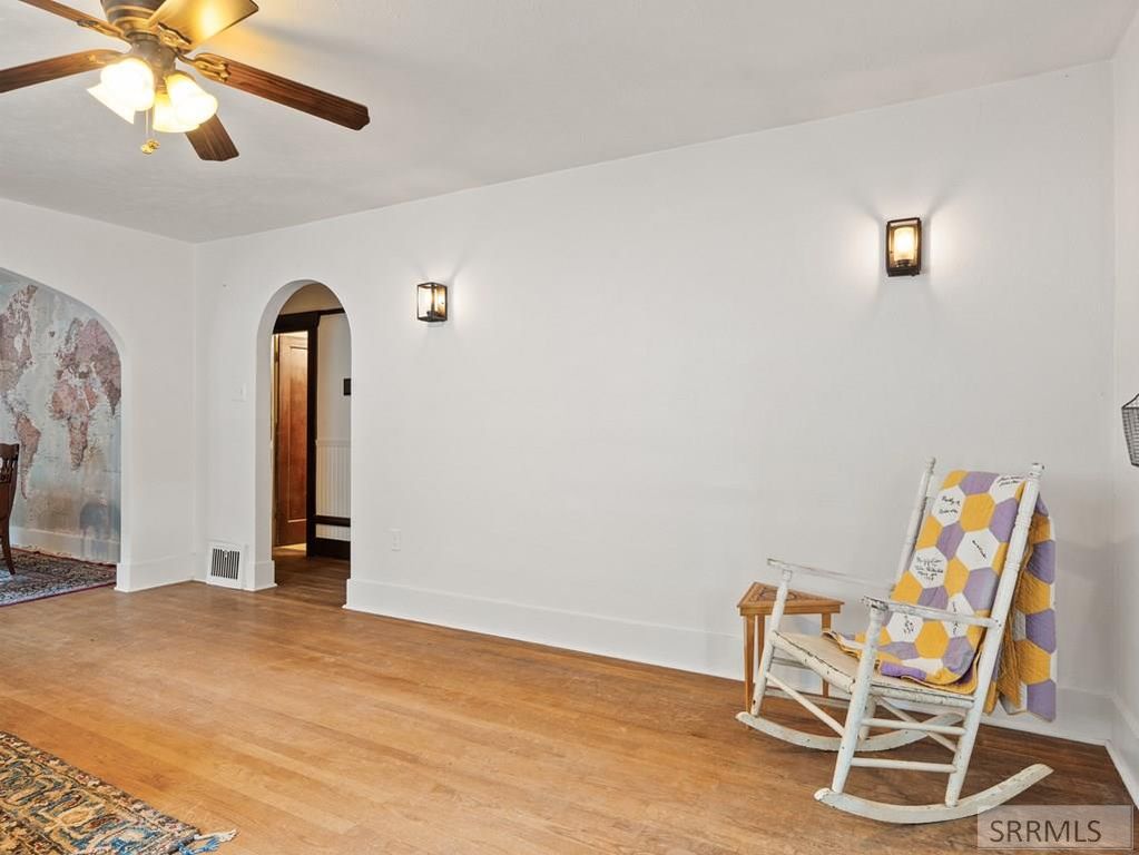 Image 12 of property listing at 635 S 4th Avenue, Pocatello, ID 83201