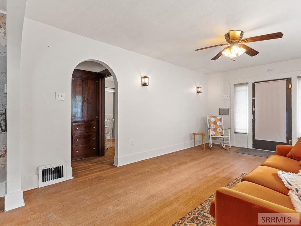 Image 13 of property listing at 635 S 4th Avenue, Pocatello, ID 83201