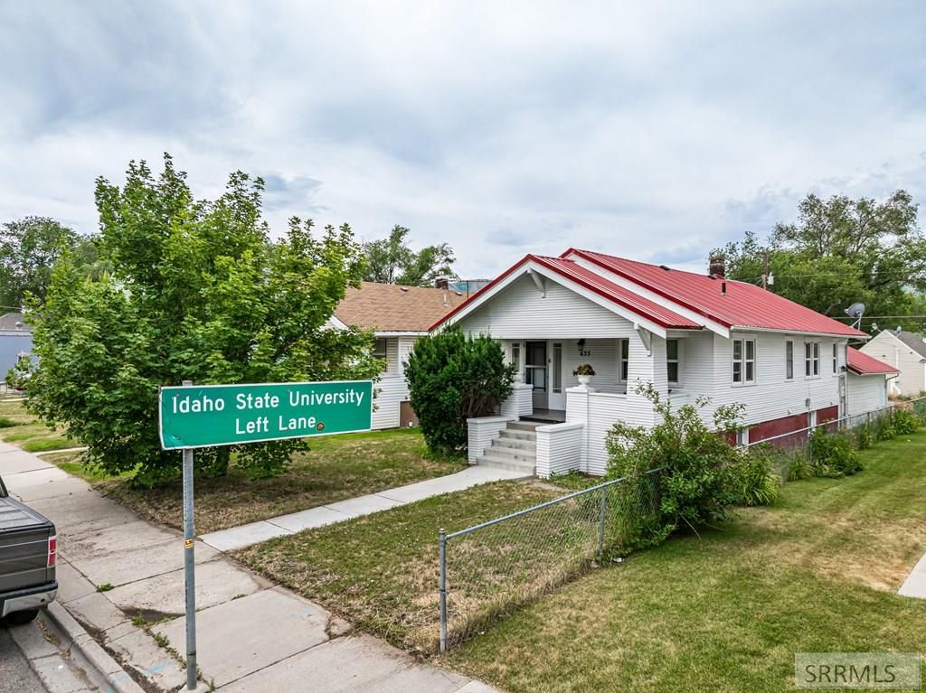 Image 2 of property listing at 635 S 4th Avenue, Pocatello, ID 83201