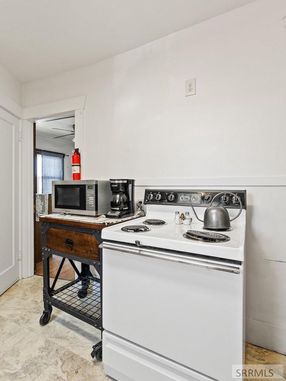 Image 20 of property listing at 635 S 4th Avenue, Pocatello, ID 83201