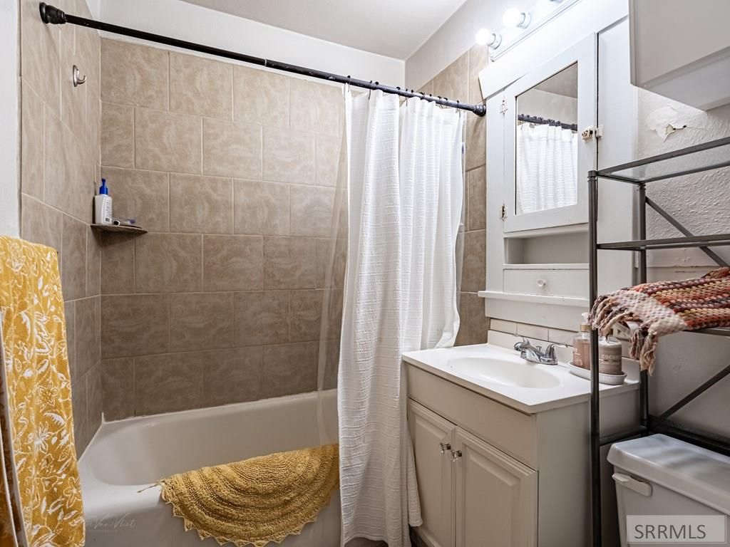 Image 25 of property listing at 635 S 4th Avenue, Pocatello, ID 83201