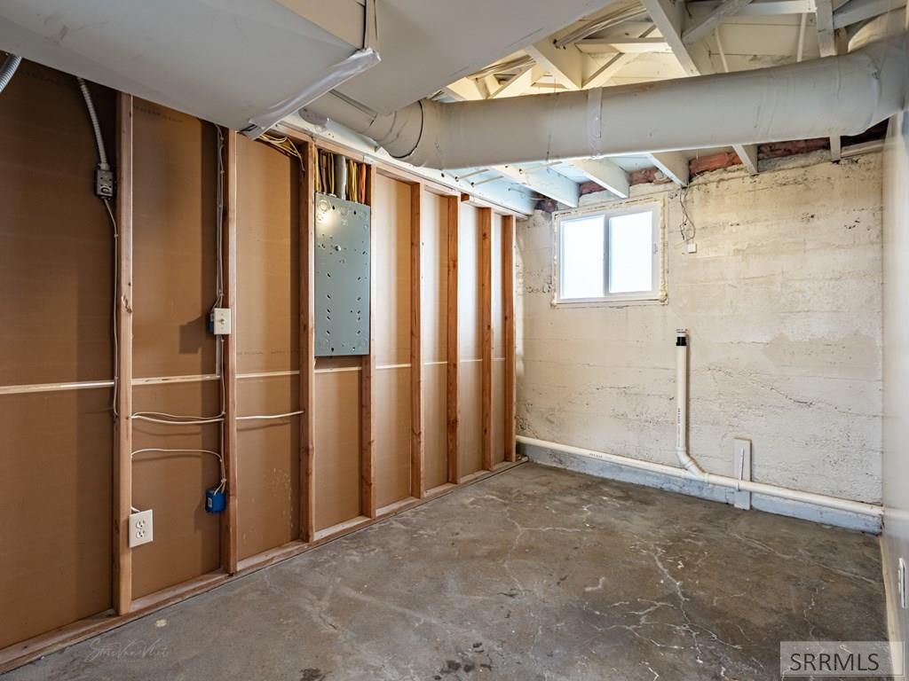 Image 32 of property listing at 635 S 4th Avenue, Pocatello, ID 83201