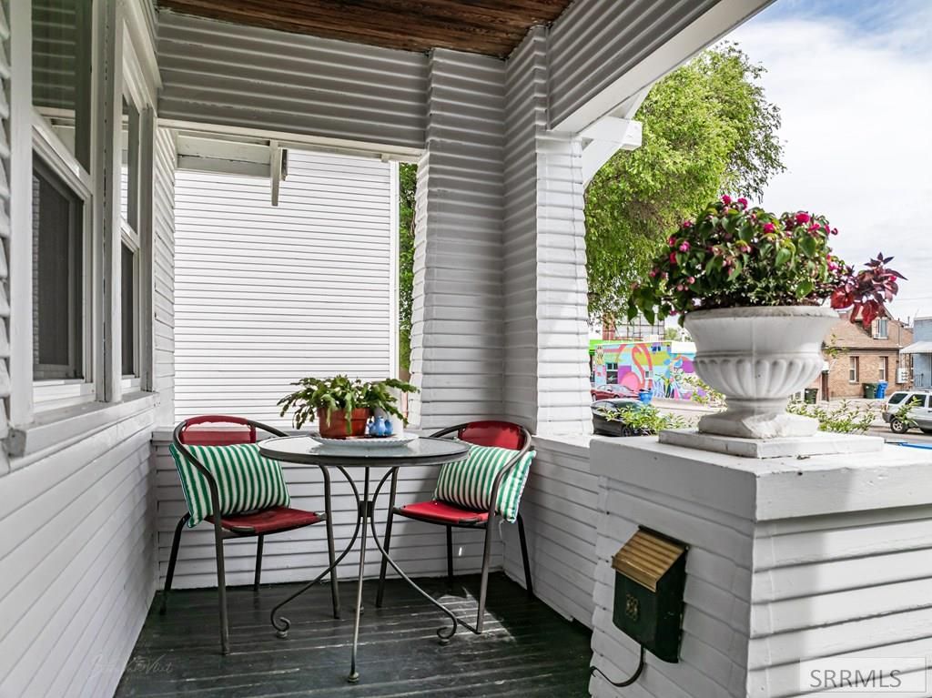 Image 4 of property listing at 635 S 4th Avenue, Pocatello, ID 83201