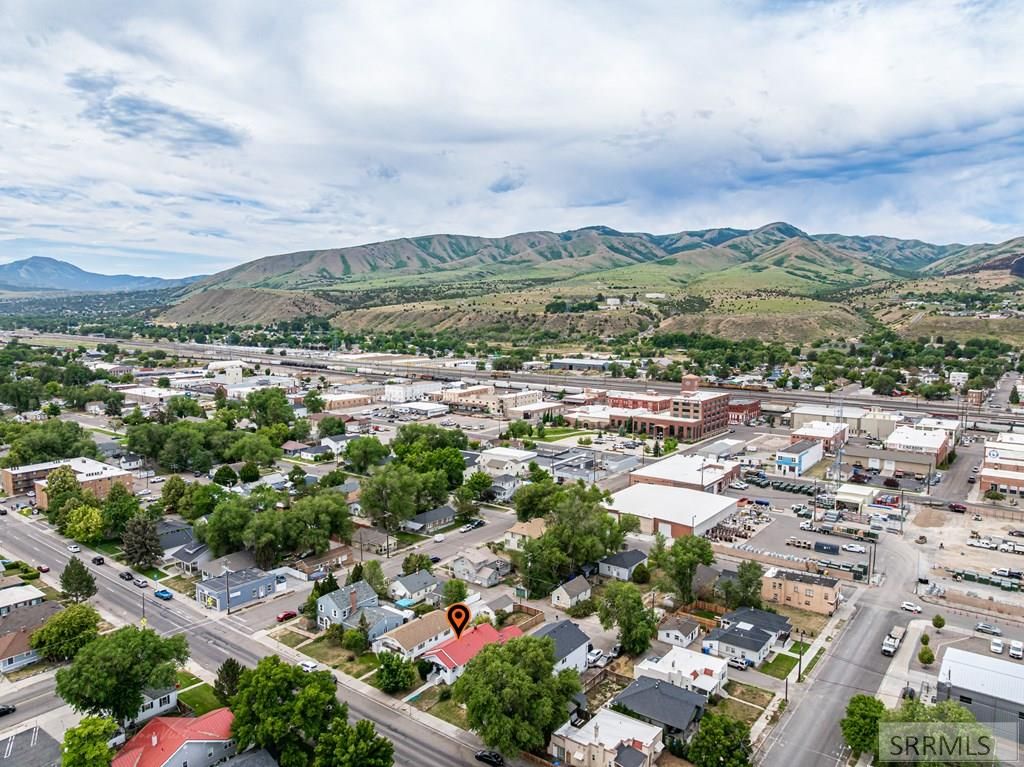 Image 8 of property listing at 635 S 4th Avenue, Pocatello, ID 83201