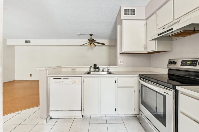 6586 Southurst Terrace 103, Delray Beach, FL 33446