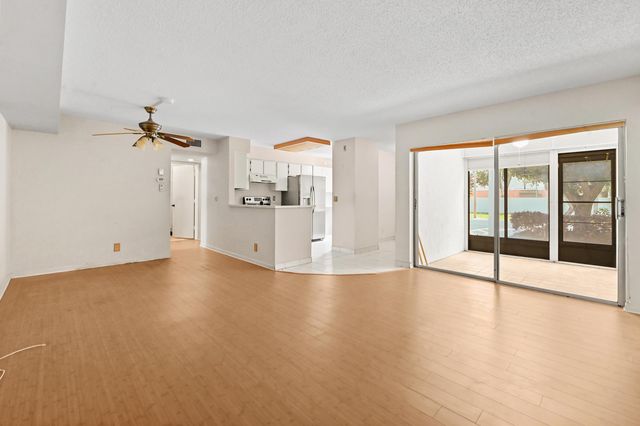 6586 Southurst Terrace 103, Delray Beach, FL 33446