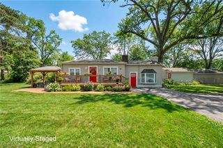 99 Meadowridge Road, Mogadore, OH 44260